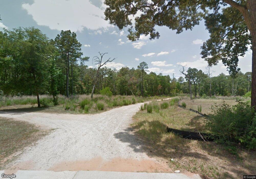 8 Julia Ln, Tomball, TX 77375 - photo 1