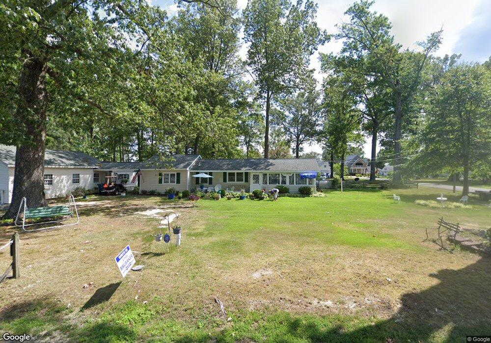 216 Lawrence Ln, Colonial Beach, VA 22443 - photo 1