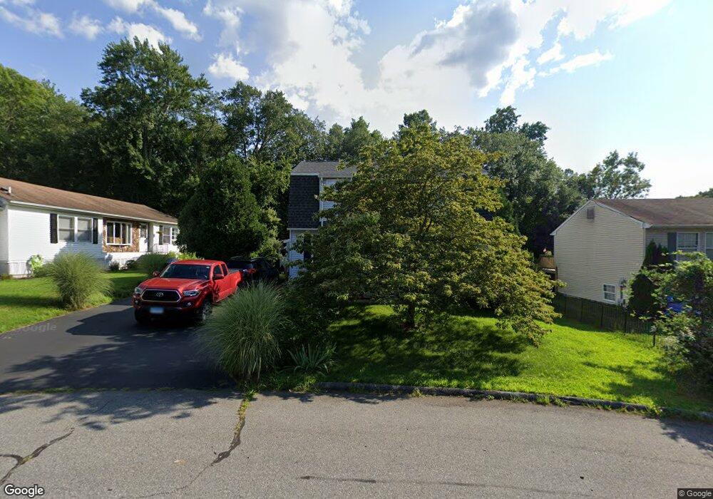 8 Wisteria Cir, Plainfield, CT 06374 - photo 1