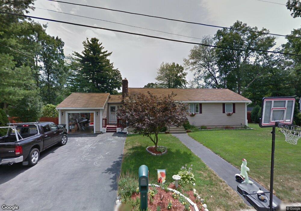 5 Lancelot Dr, Hooksett, NH 03106 - photo 1