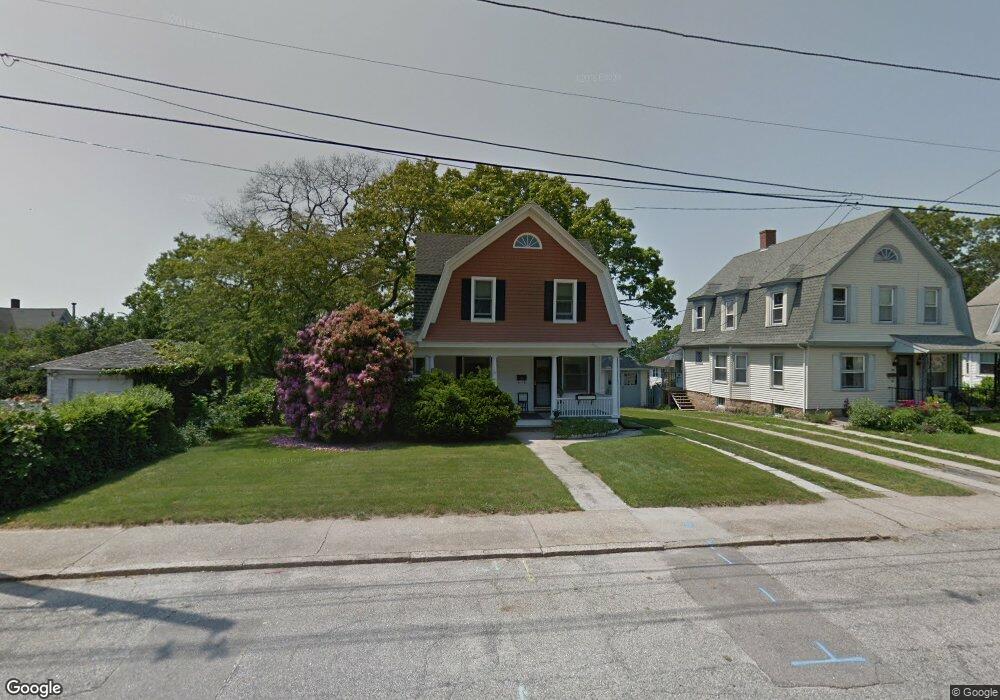 32 Highland Ave, Westerly, RI 02891 - photo 1