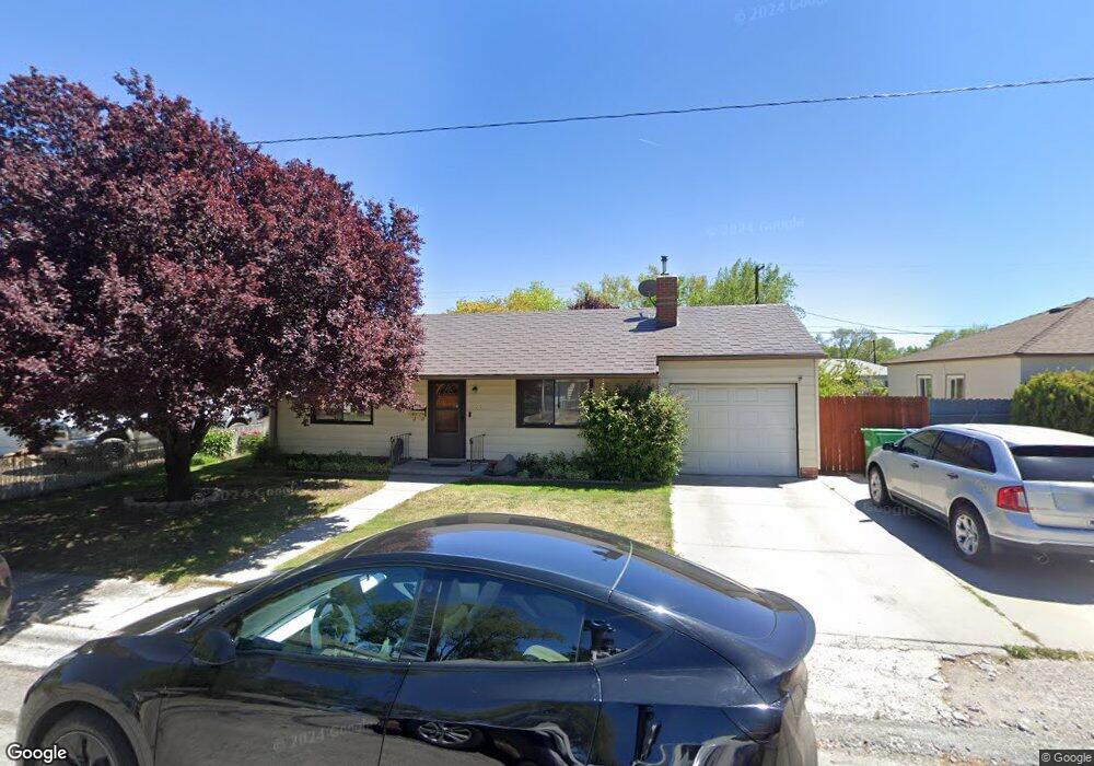 305 L St, Sparks, NV 89431 - photo 1