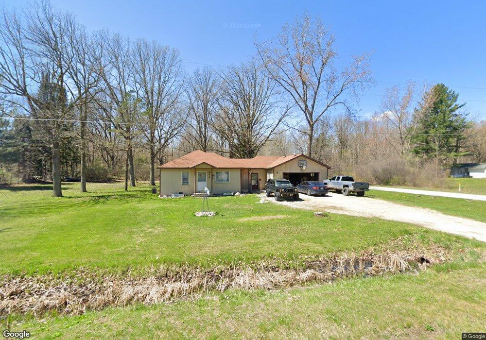 815 Sandow Rd, Midland, MI 48640 - photo 1