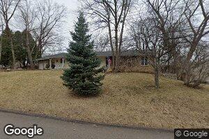 3923 Huntingdon Dr, Hopkins, MN 55305