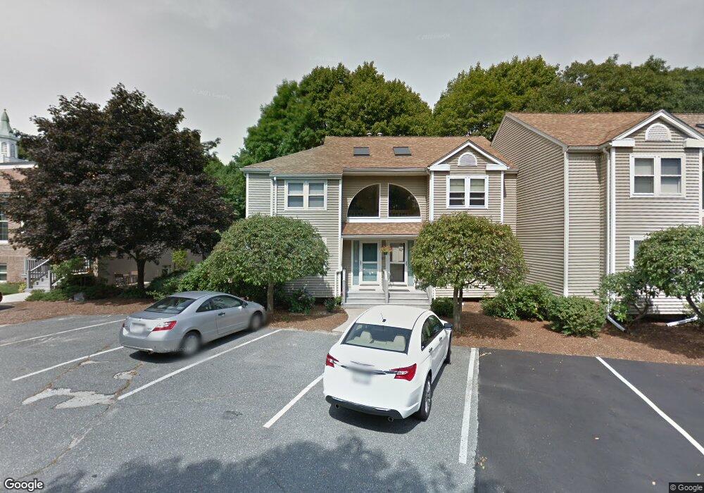 671 Pleasant St unit 5, East Weymouth, MA 02189 - photo 1