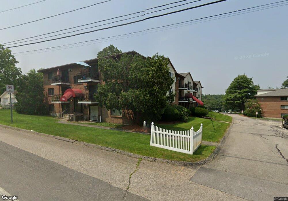 107 Mammoth Rd, Hooksett, NH 03106 - photo 1