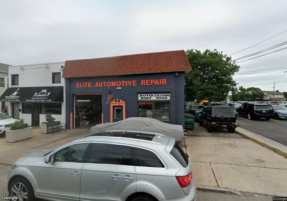 43 Manhasset Ave, Manhasset, NY 11030 - photo 1