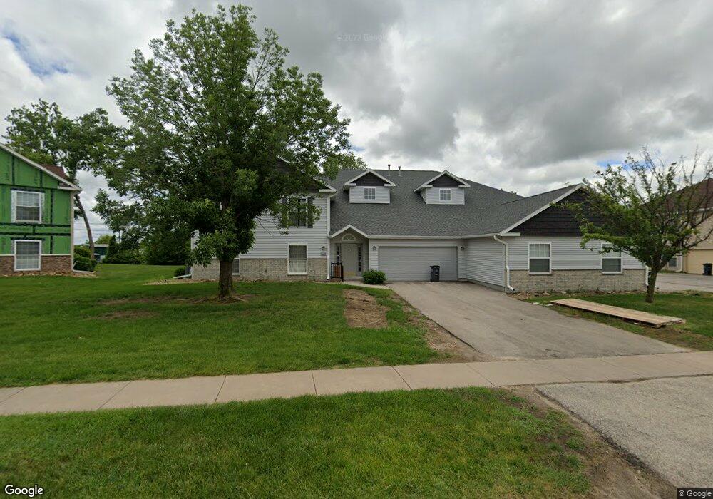 4430 Westchester Dr NE, Cedar Rapids, IA 52402 - photo 1