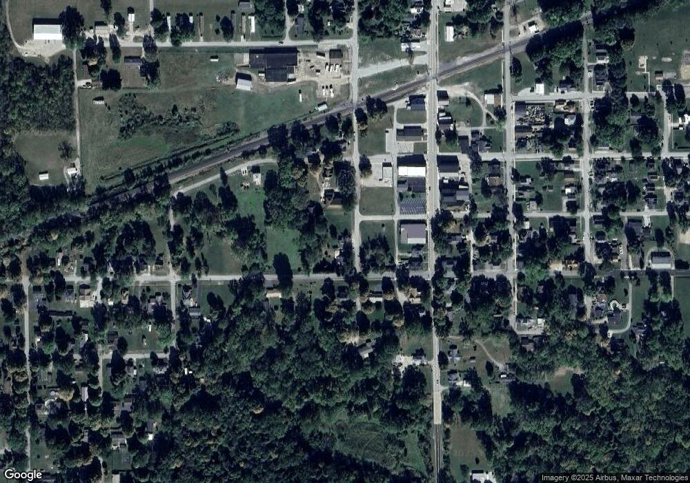 140 S Snowden St, Andrews, IN 46702 - photo 1