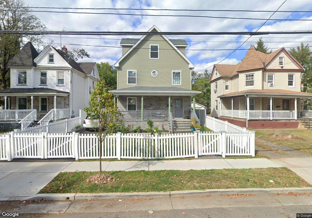 543 E 2nd St, Plainfield, NJ 07060 - photo 1