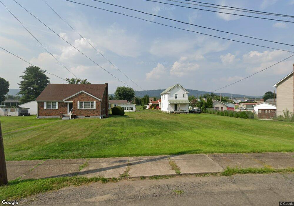 1127 4th Ave, Berwick, PA 18603 - photo 1