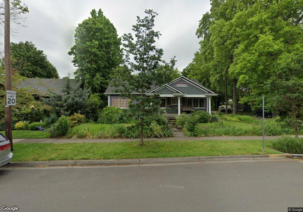 592 W Broadway, Eugene, OR 97401 - photo 1