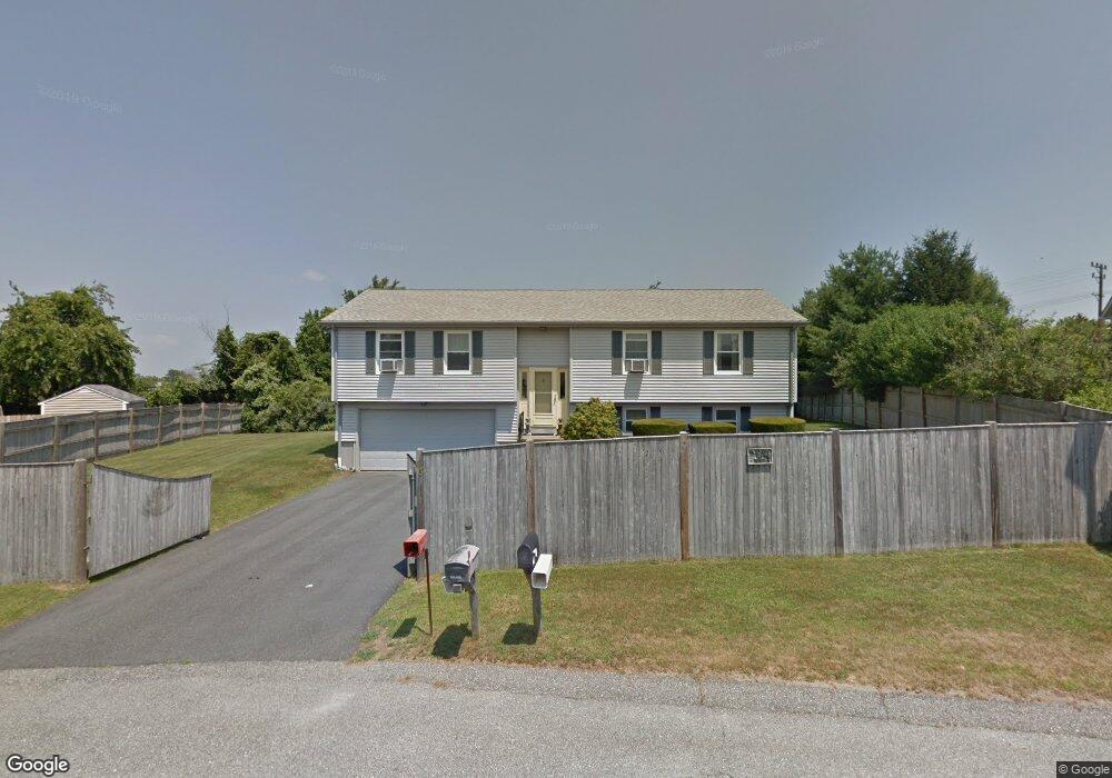 43 Amesbury Cir, Middletown, RI 02842 - photo 1