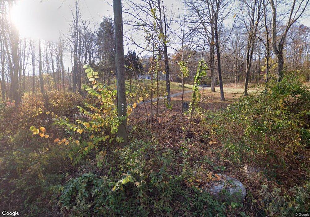 129 N Moodus Rd, Moodus, CT 06469 - photo 1