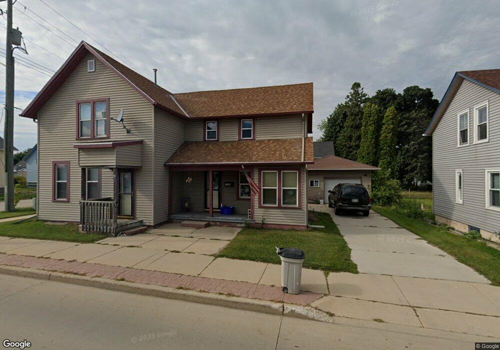 1318 22nd St, Two Rivers, WI 54241 - photo 1