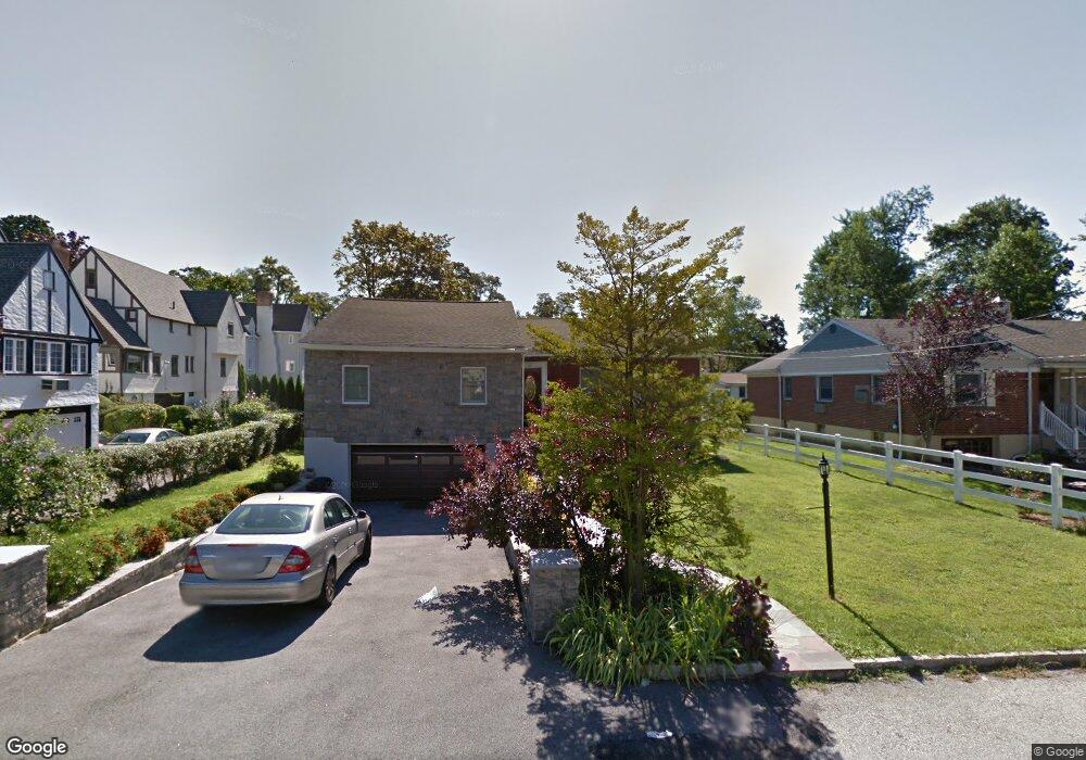 38 Huron Rd, Yonkers, NY 10710 - photo 1