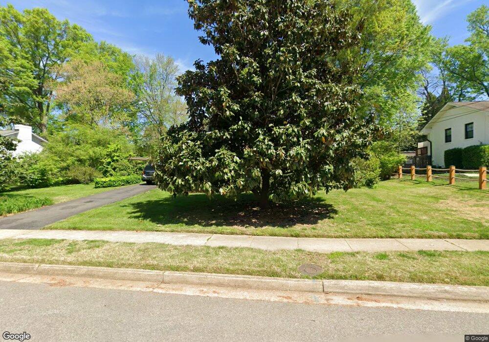 2416 Childs Ln, Alexandria, VA 22308 - photo 1