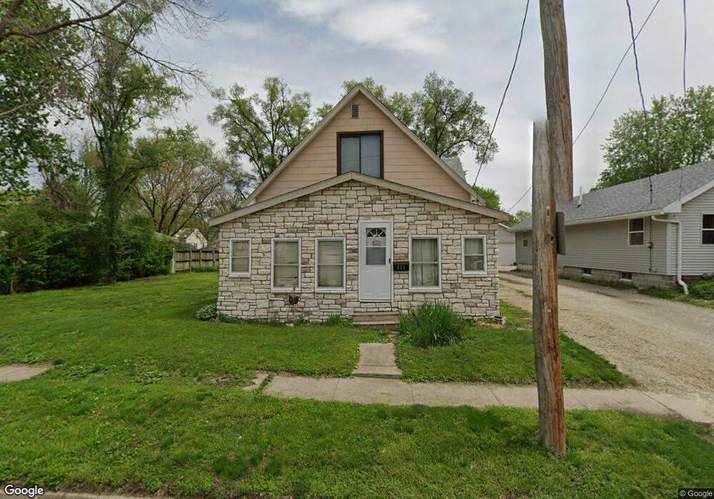 811 E 23rd Ct, Des Moines, IA 50317 - photo 1