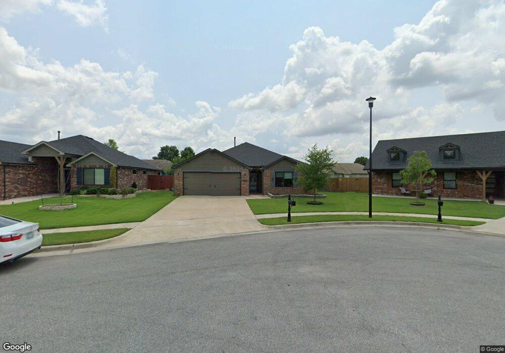 3607 E Cherryhill Ct, Broken Arrow, OK 74014 - photo 1