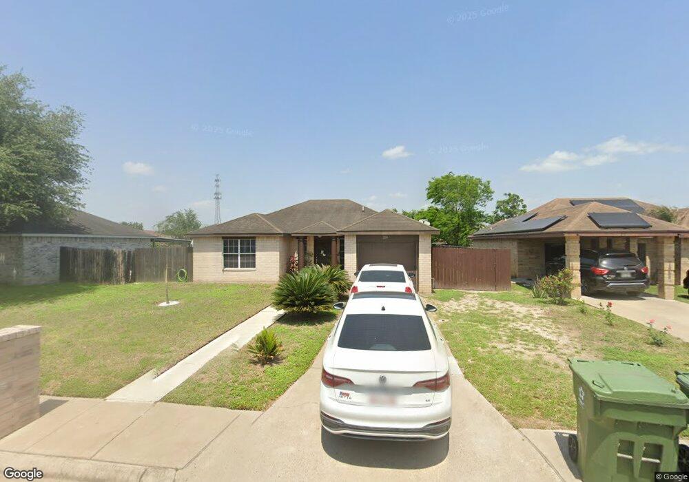 216 Caramel Dr, Alamo, TX 78516 - photo 1