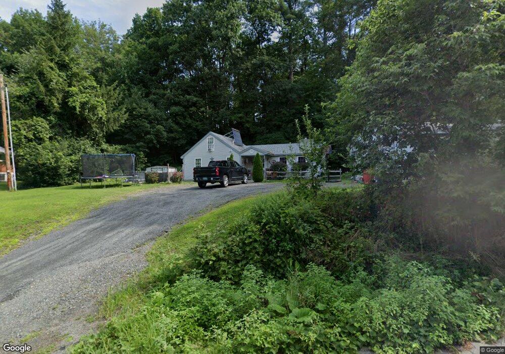 198 Cascadnac Ave, White River Junction, VT 05001 - photo 1