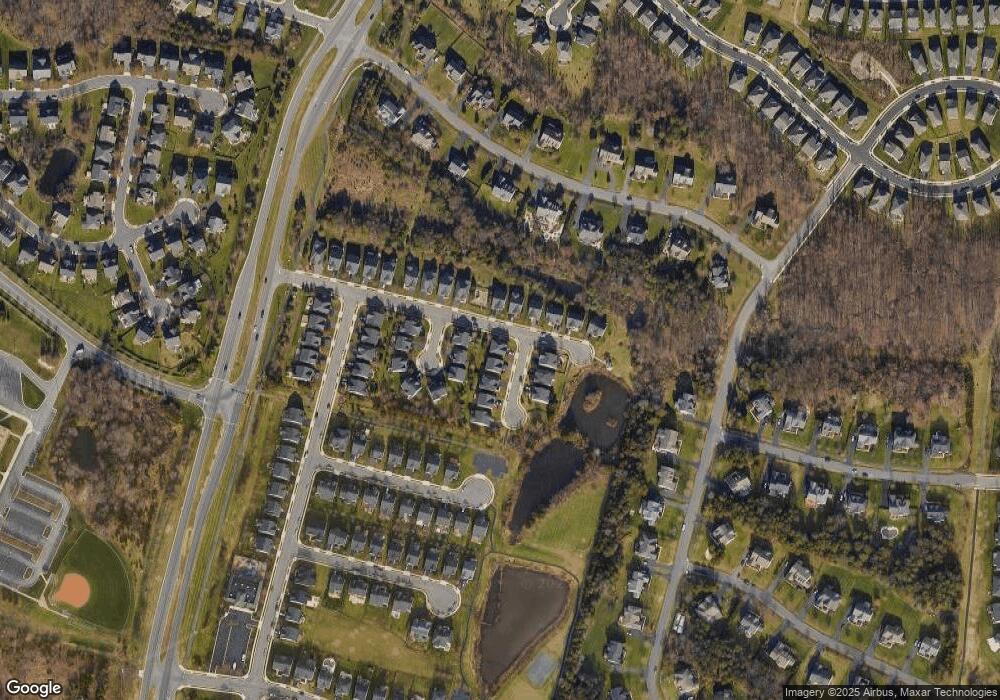 24997 Virginia Pine Ct, Chantilly, VA 20152 - photo 1