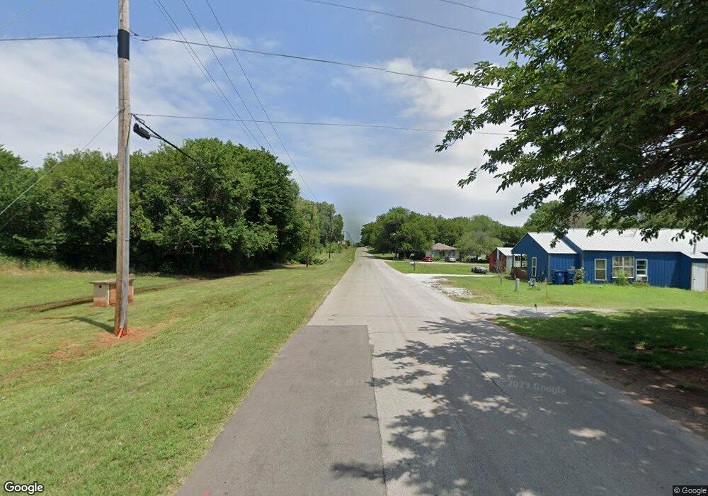 541 Rr 5, Duncan, OK 73533 - photo 1