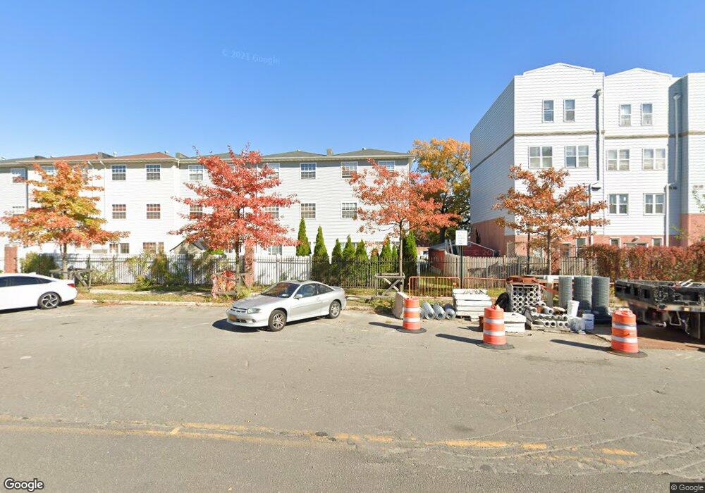 333 Admiral Ln unit 235, Bronx, NY 10473 - photo 1