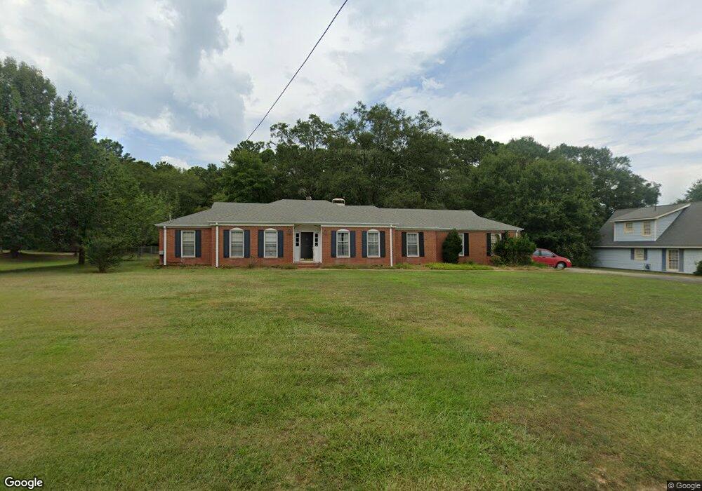 304 Founders Dr, Barnesville, GA 30204 - photo 1