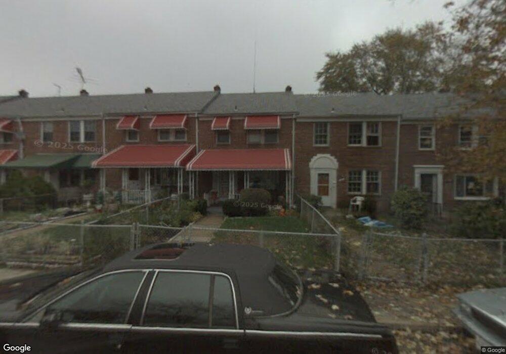 907 Wildwood Pkwy, Baltimore, MD 21229 - photo 1