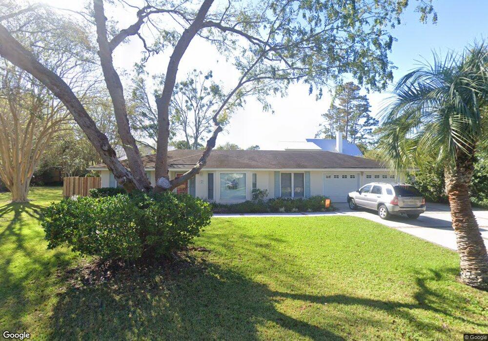 542 Marsh Cir, Saint Simons Island, GA 31522 - photo 1