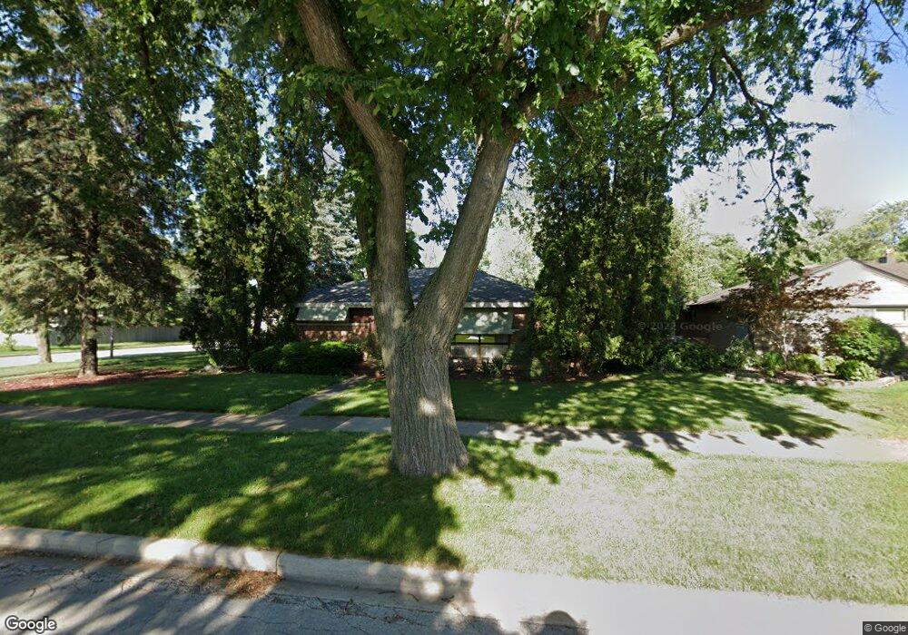 469 N Walnut St, Elmhurst, IL 60126 - photo 1