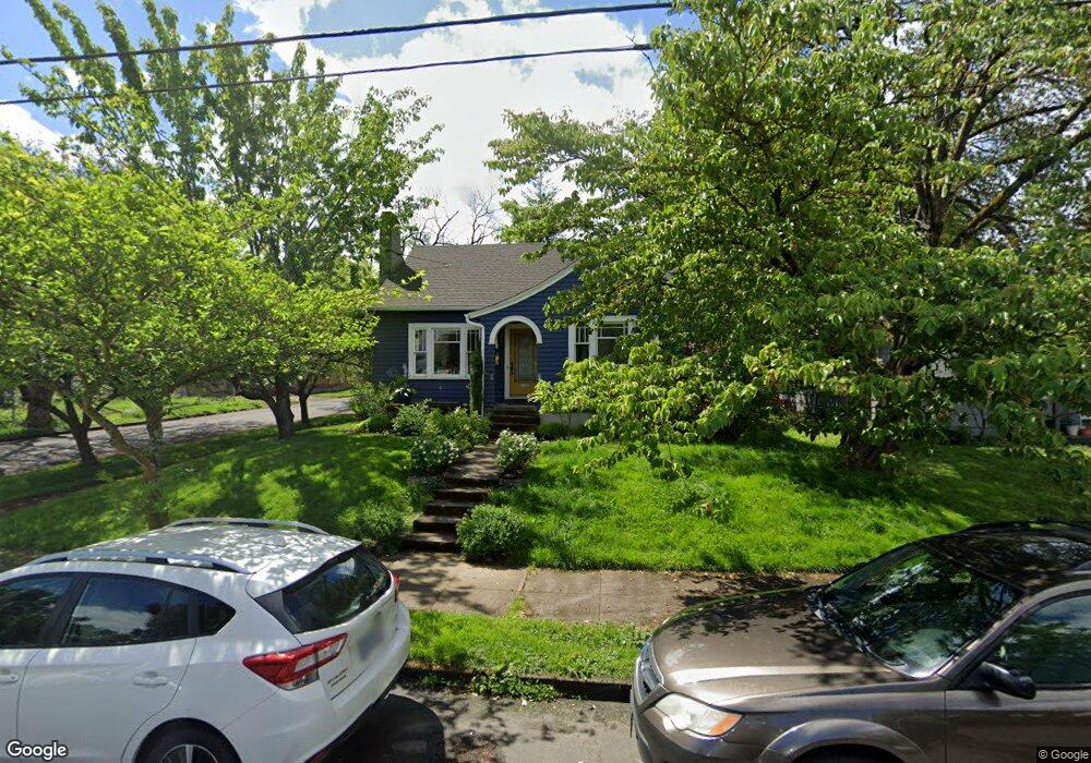 1304 N Farragut St, Portland, OR 97217 - photo 1