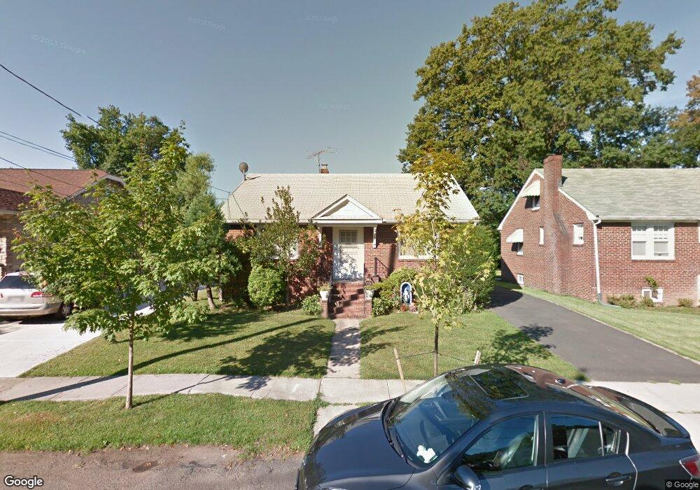 10 Edgewood Pkwy, Union, NJ 07083 - photo 1