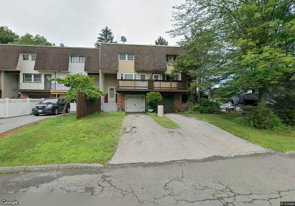 2 Boxwood Ct, Poughkeepsie, NY 12601 - photo 1