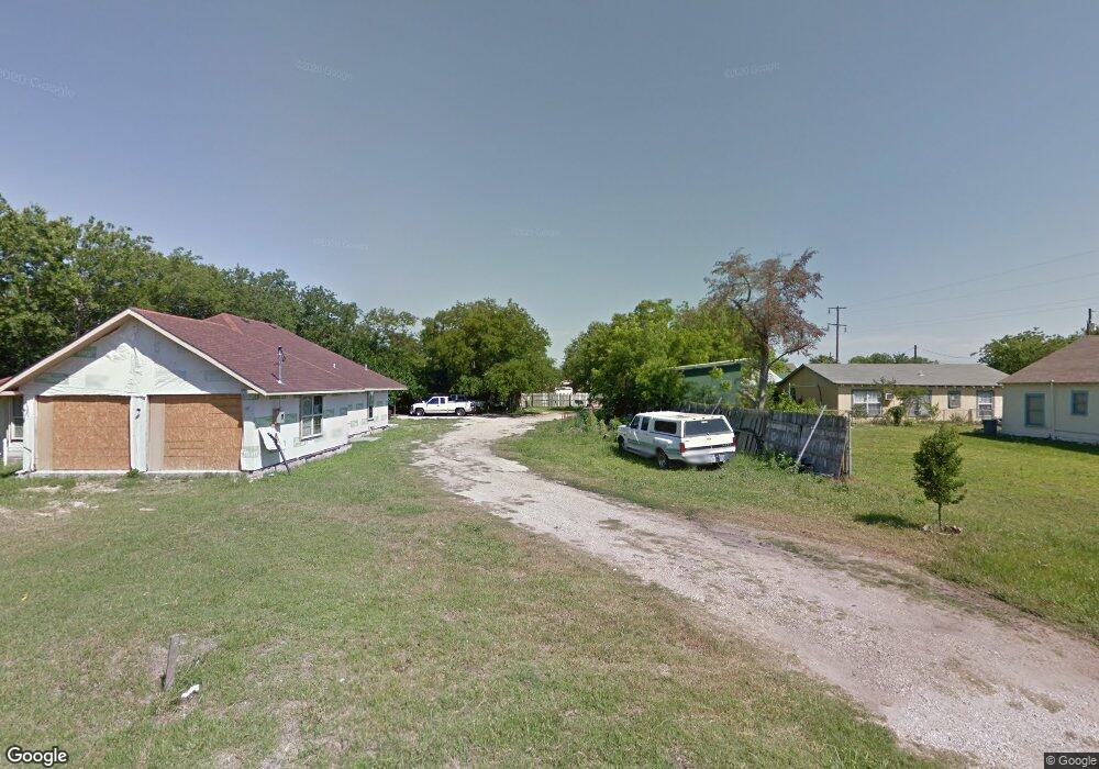 1002 W Crockett St, Ennis, TX 75119 - photo 1