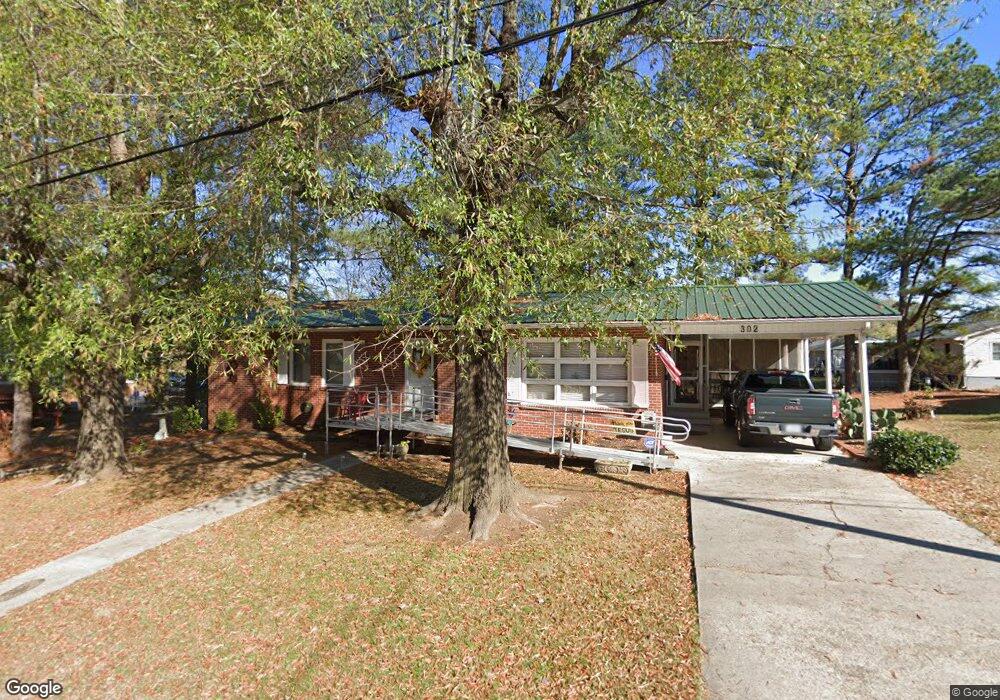 302 Harris St, Oxford, NC 27565 - photo 1
