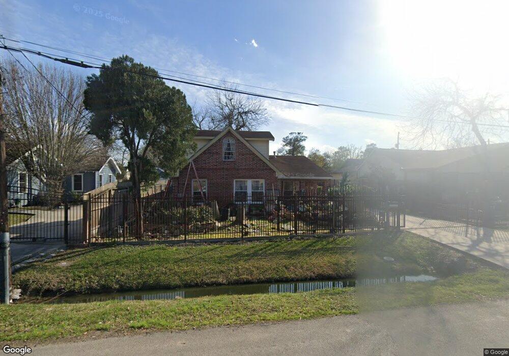 608 Post St, Houston, TX 77022 - photo 1