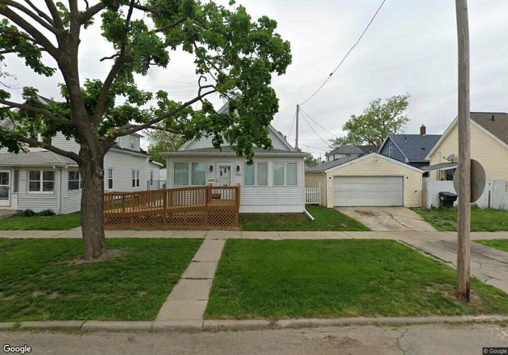 1010 9th St SW, Cedar Rapids, IA 52404 - photo 1