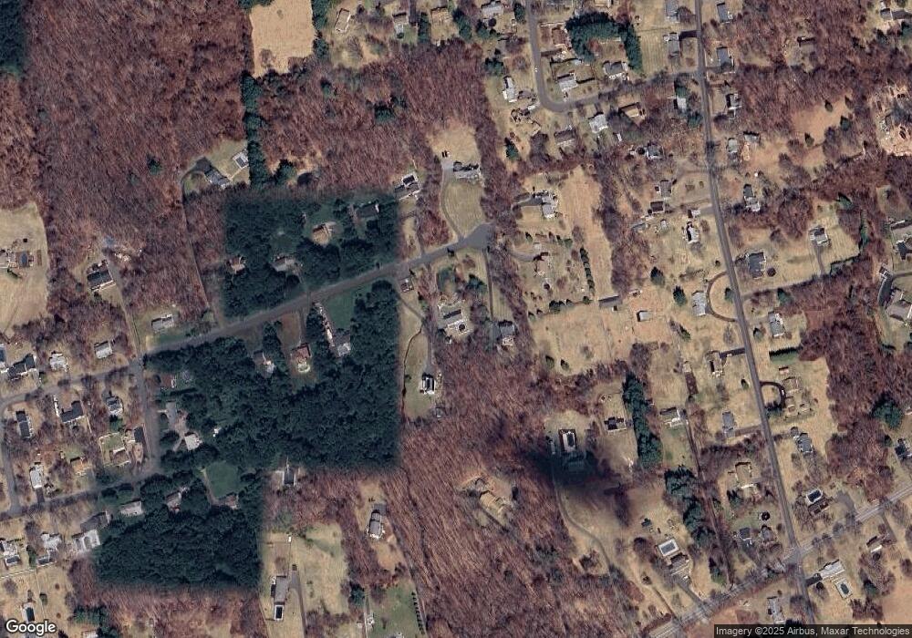 102 Woodbridge Ln, Thomaston, CT 06787 - photo 1