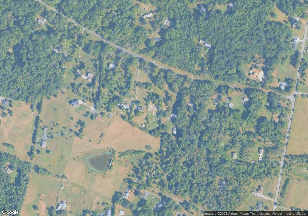 4045 Ringwood Rd, Nokesville, VA 20181 - photo 1