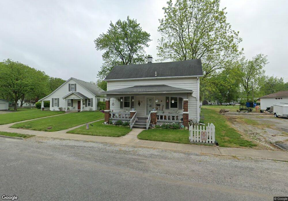 8 E Washington St, Freeburg, IL 62243 - photo 1