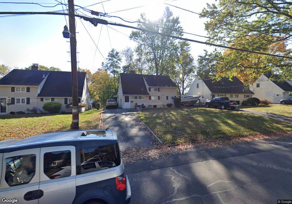 134 Colonia Blvd, Rahway, NJ 07065 - photo 1