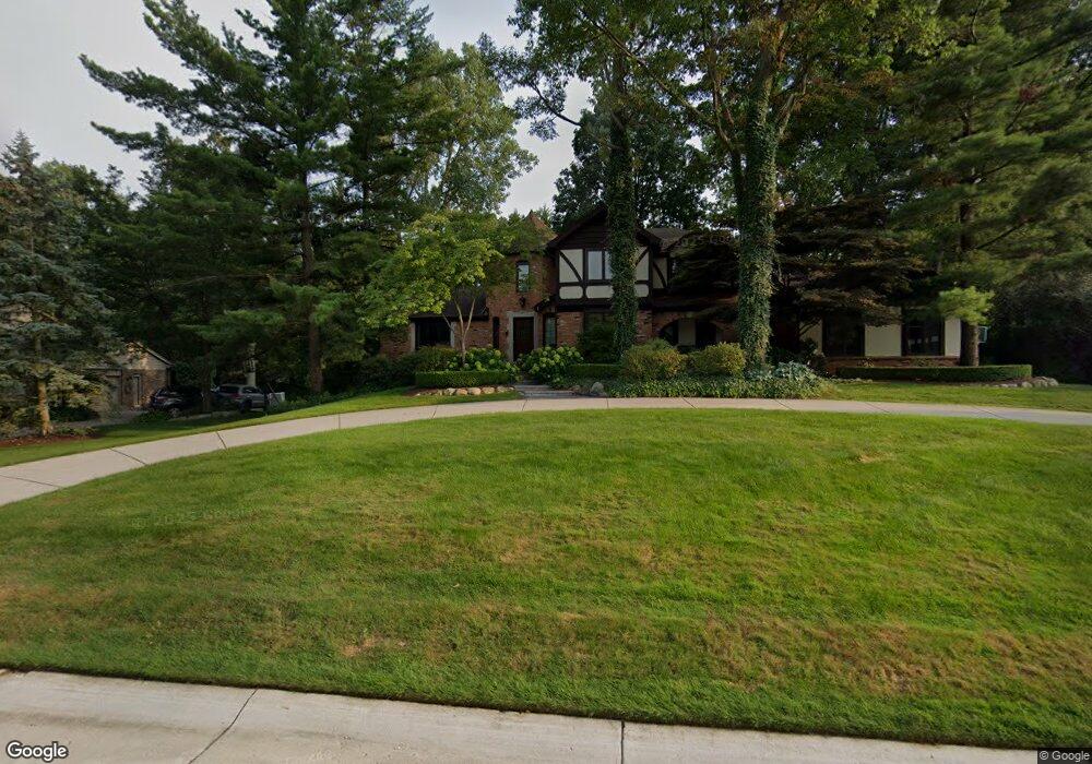 2977 Woodcreek Way, Bloomfield Hills, MI 48304 - photo 1