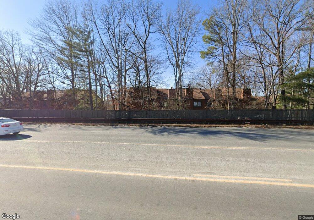 11609 E Briar Patch Dr, Midlothian, VA 23113 - photo 1