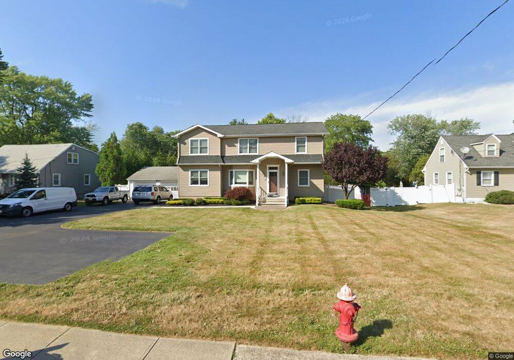 18 Middlesex Rd, Matawan, NJ 07747 - photo 1
