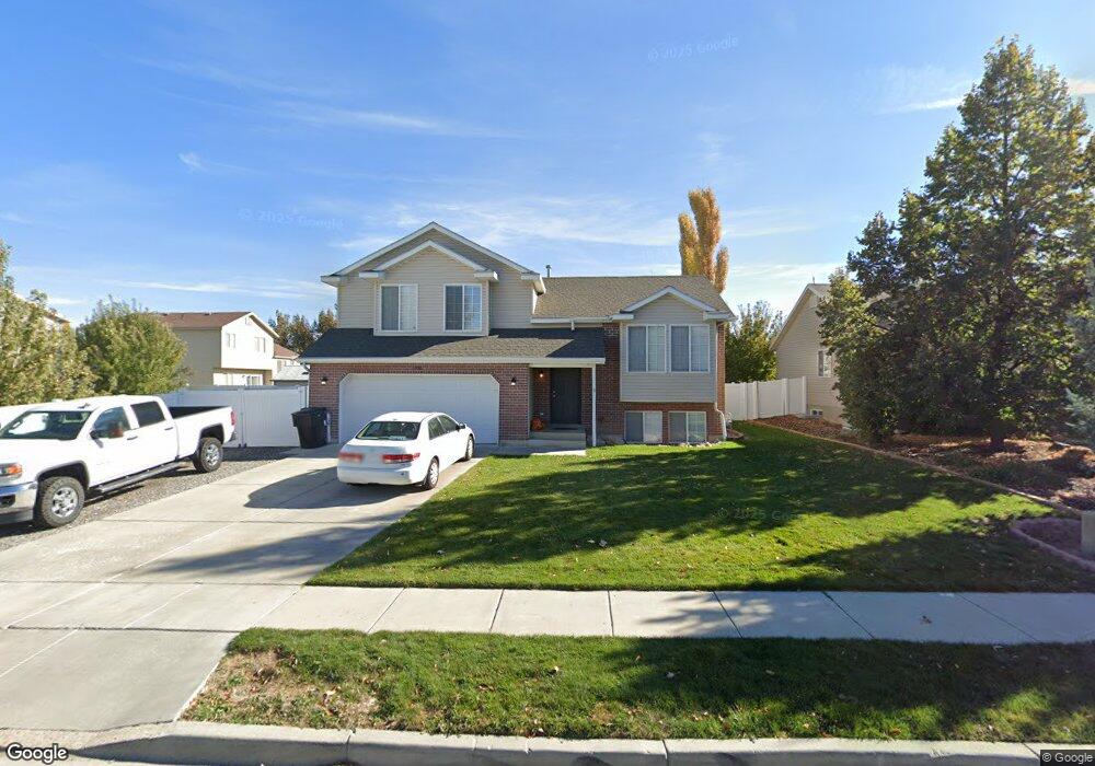 1558 N 2475 W, Clearfield, UT 84015 - photo 1
