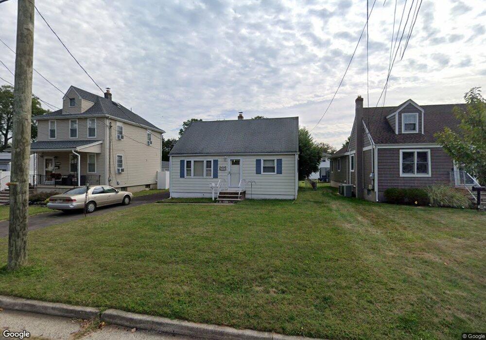 504 Beechwood Ave, Middlesex, NJ 08846 - photo 1