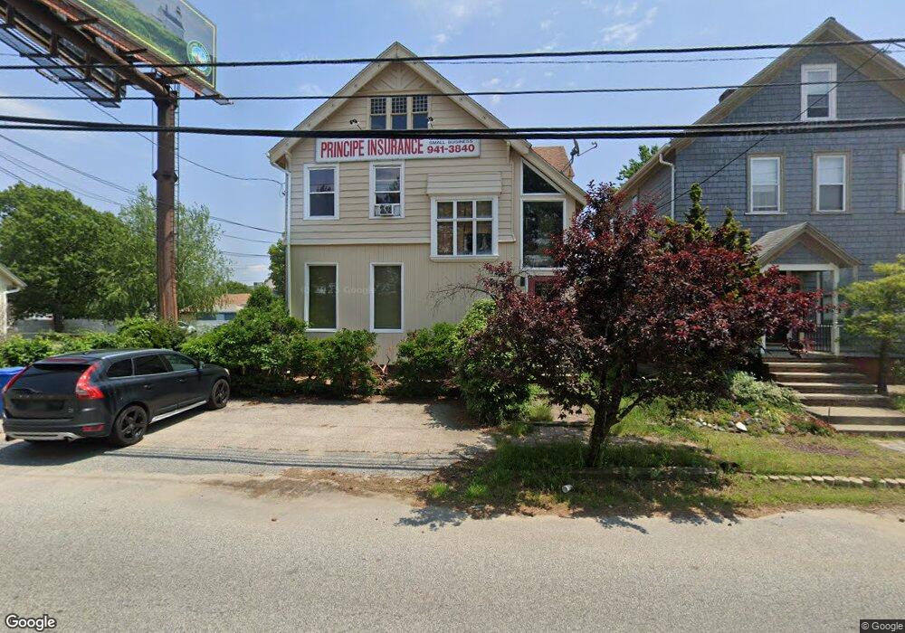 484 Wellington Ave, Cranston, RI 02910 - photo 1