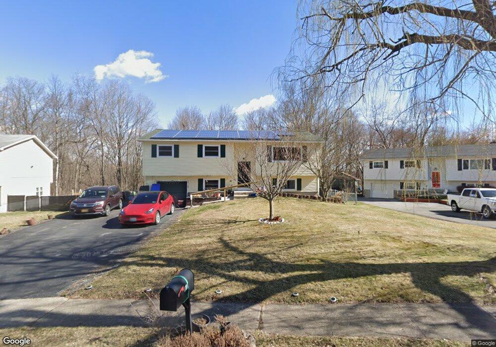 91 Rolling Meadows Rd, Middletown, NY 10940 - photo 1